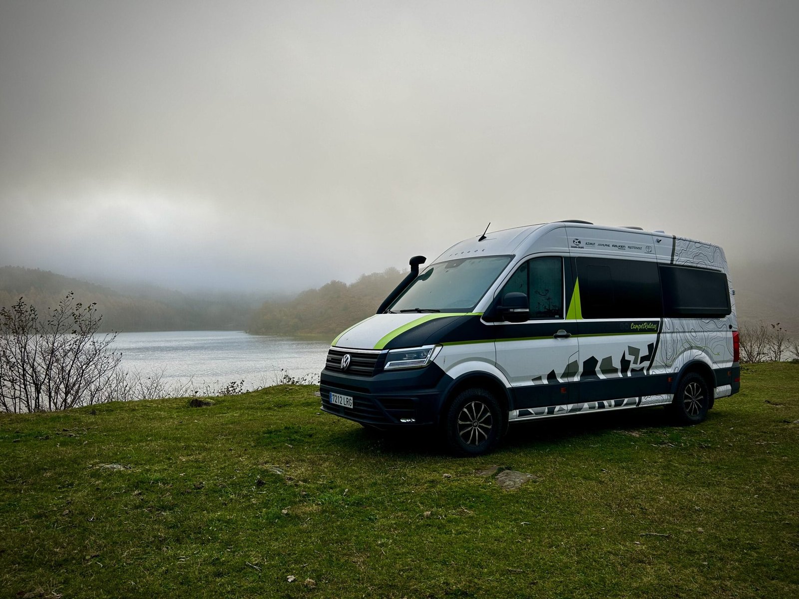 Qué llevar en una furgoneta camper: La lista definitiva para viajar ligero y disfrutar al máximo